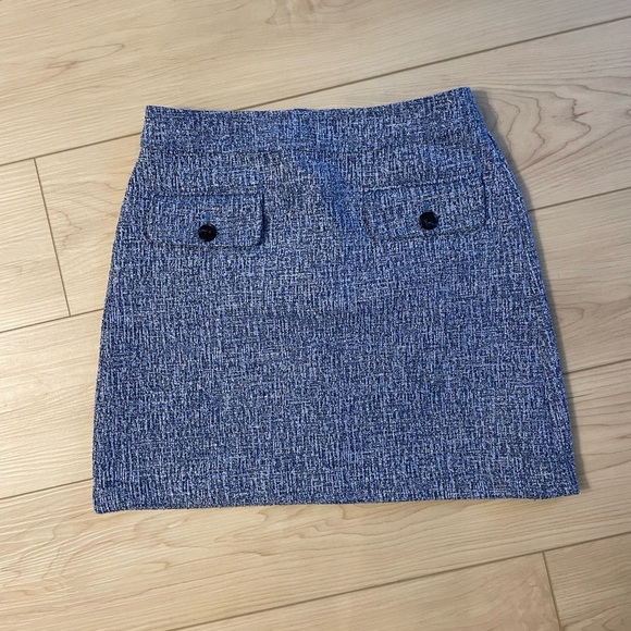 LOFT Dresses & Skirts - LOFT Blue Tweed Mini Skirt Size 2